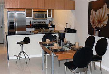 Opera Suites And Marina Doral Eksteriør billede